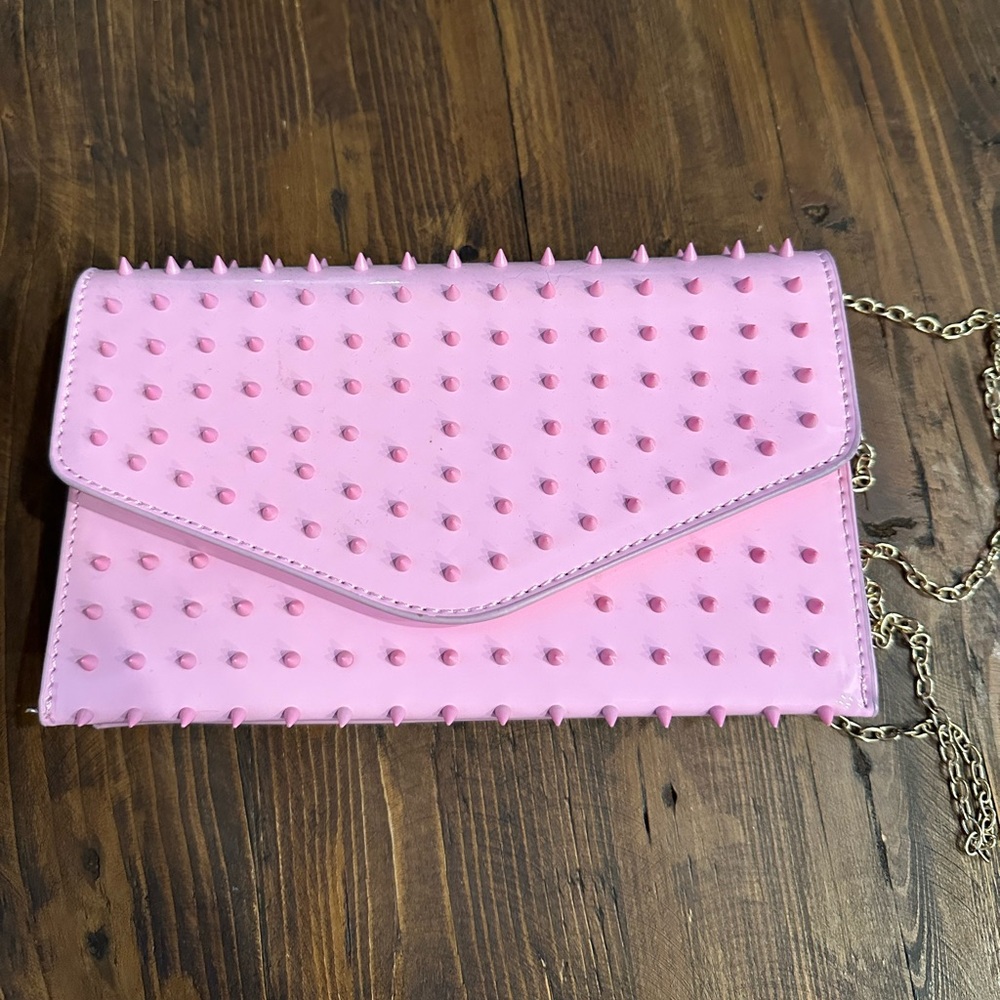 Steve Madden pink clutch